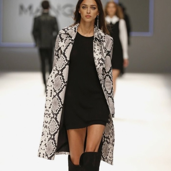 snake print duster jacket